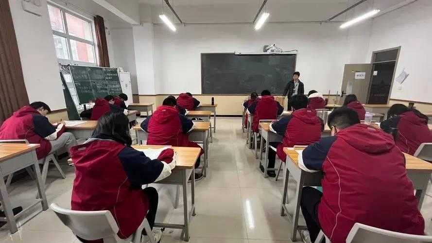 高三辅导高考怎么报名_高三高考辅导_高三辅导怎么样