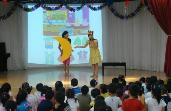 幼儿园小班语言教案《动物好朋友》含反思