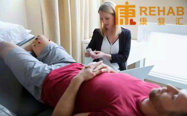 腰椎间盘突出症的锻炼方法图片_锻炼腰间盘突出的图片_腰间盘突出锻炼身体图