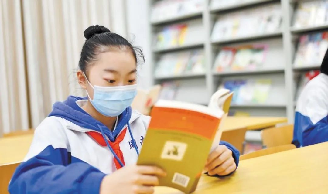 读历史书的女人_女孩子读历史的好处_女孩子学历史
